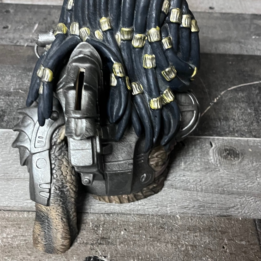 Diamond Select Toys Predator Vinyl Bust Bank 2015 Fox Sci-Fi Collectible Masked - Picture 4 of 8